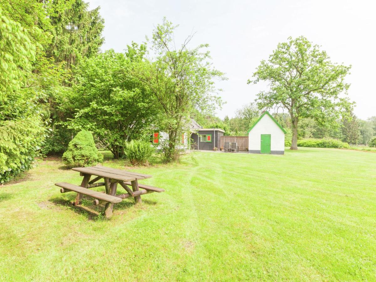 Cozy Holiday Home Near Forest In Baarn Exteriör bild