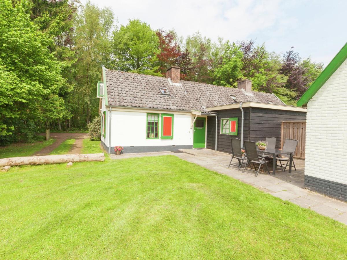 Cozy Holiday Home Near Forest In Baarn Exteriör bild